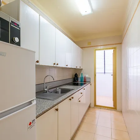 Apartment Rentalmar Pins Marina