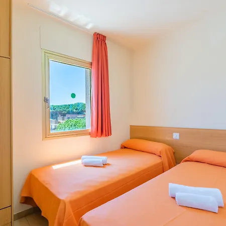 Apartment Rentalmar Pins Marina